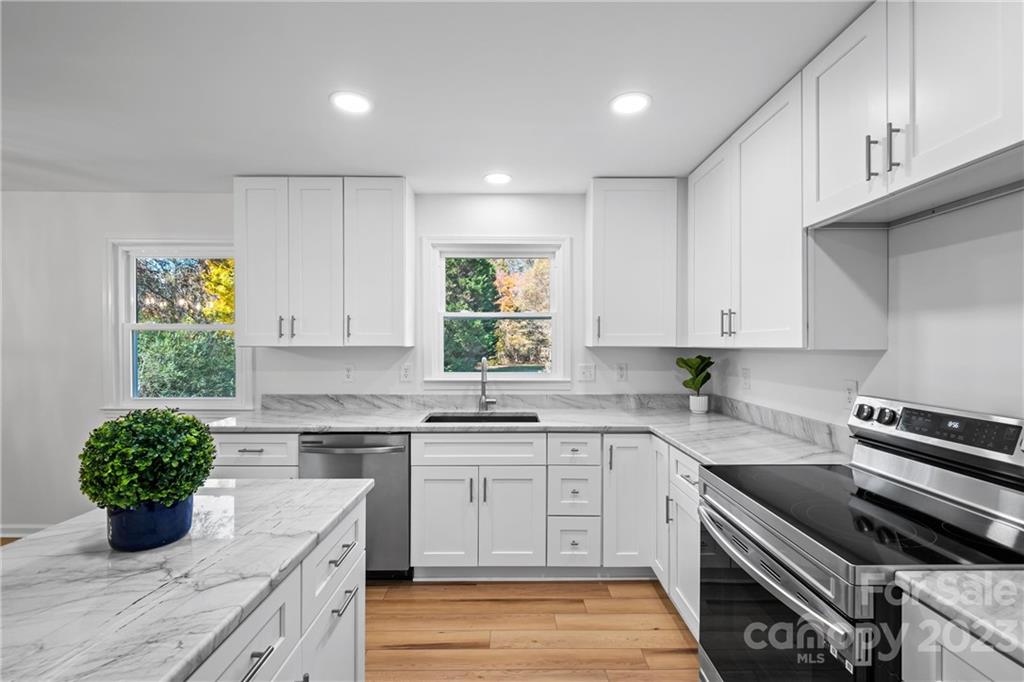 6175 King Wilkinson Road Denver, NC 28037 - Photo 3 of 37 Gallery Image 3