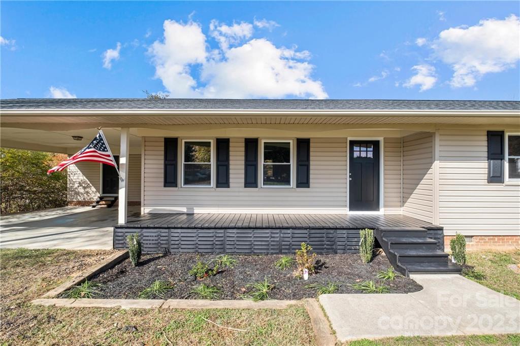 6175 King Wilkinson Road Denver, NC 28037 - Photo 5 of 37 Gallery Image 5