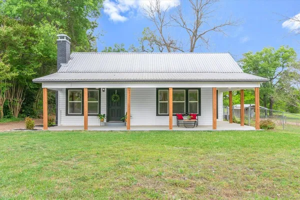 $299,500 | 540 East Goshen Street, Canton, TX 75103