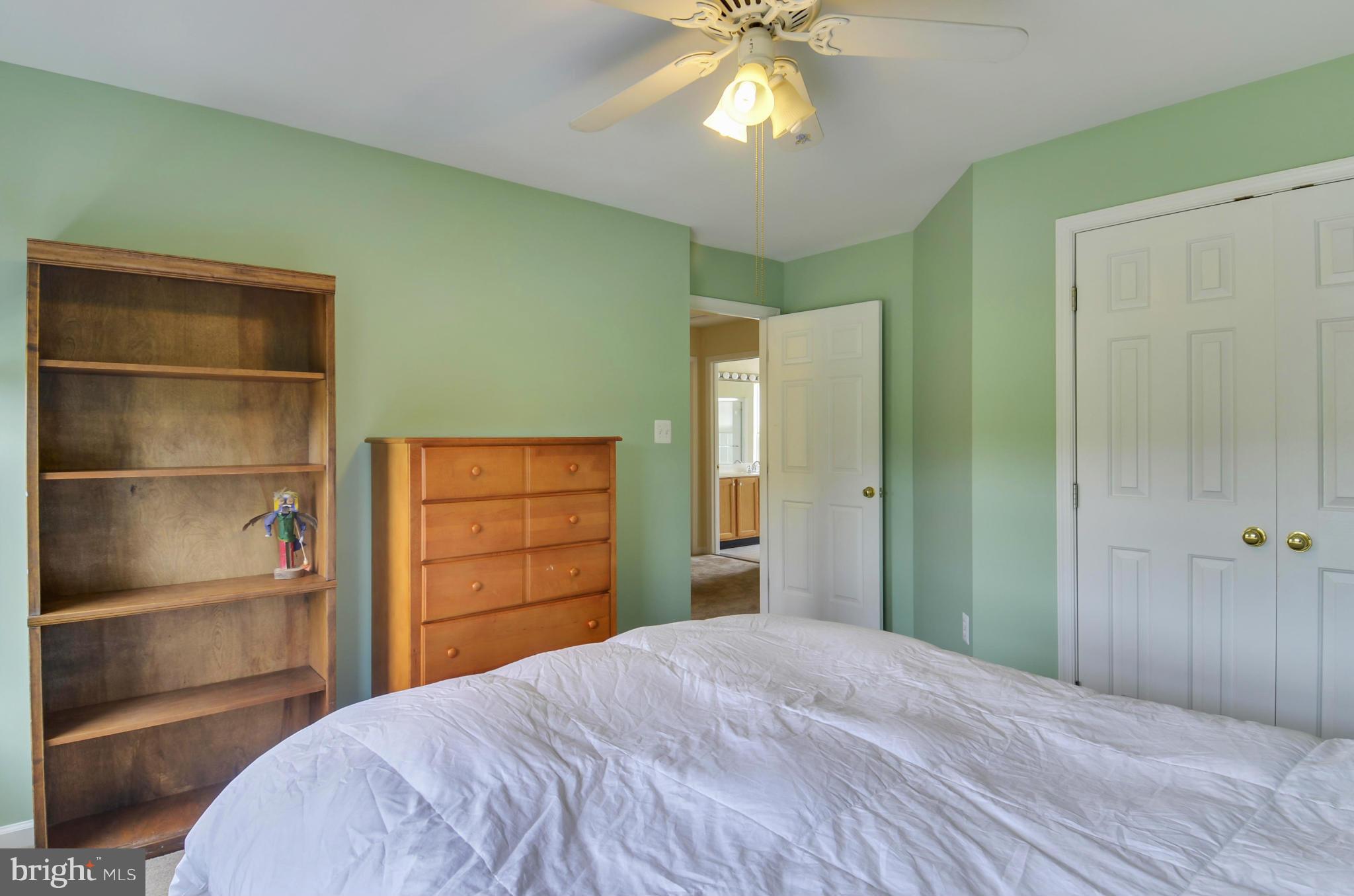 19500 Conlon Court Poolesville, MD 20837 - Photo 23 of 29 Bedroom