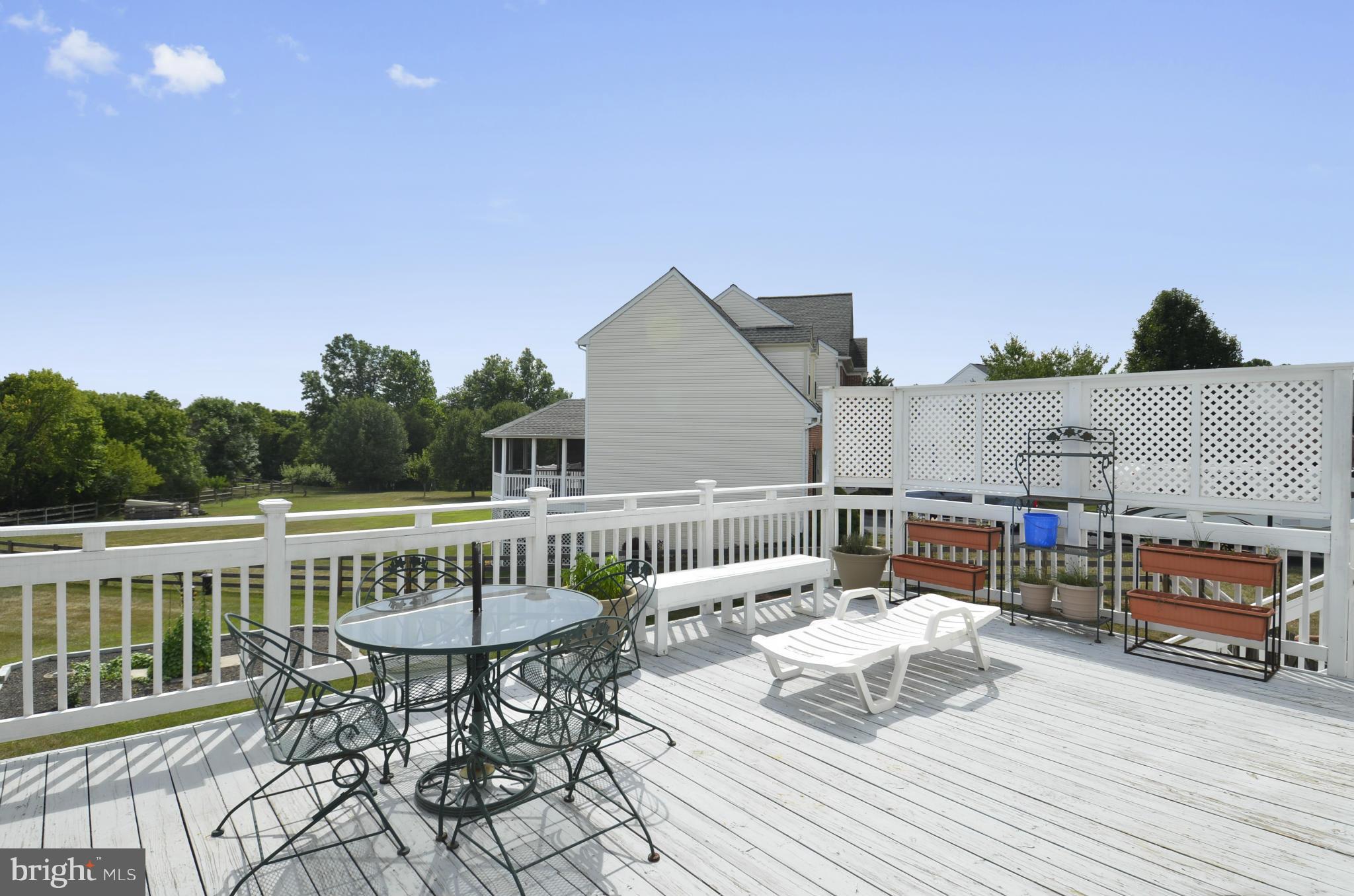 19500 Conlon Court Poolesville, MD 20837 - Photo 6 of 29 Exterior (General)