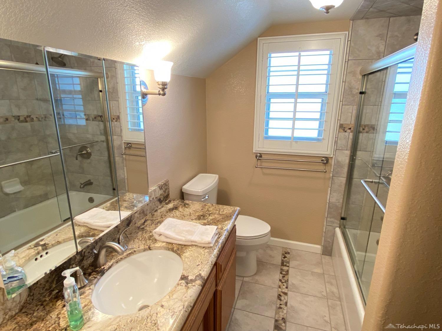 21400 Old Town Road Tehachapi, CA 93561 - Photo 39 of 55 Gallery Image 39