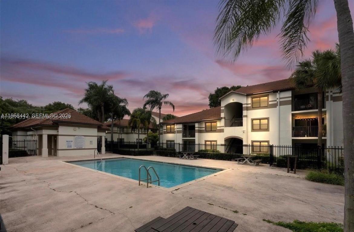 570 South Park Road, Unit 126 Hollywood, FL 33021 - Photo 1 of 54