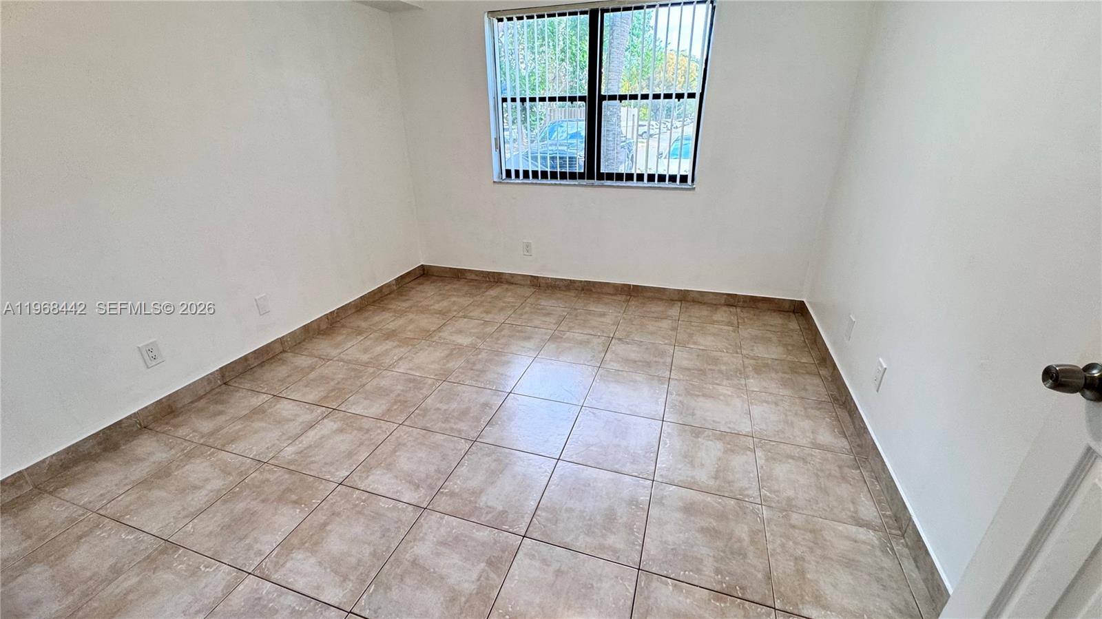 570 South Park Road, Unit 126 Hollywood, FL 33021 - Photo 16 of 54