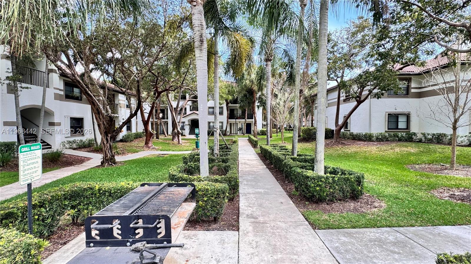 570 South Park Road, Unit 126 Hollywood, FL 33021 - Photo 18 of 54