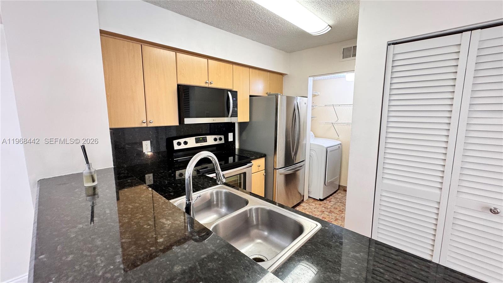 570 South Park Road, Unit 126 Hollywood, FL 33021 - Photo 33 of 54