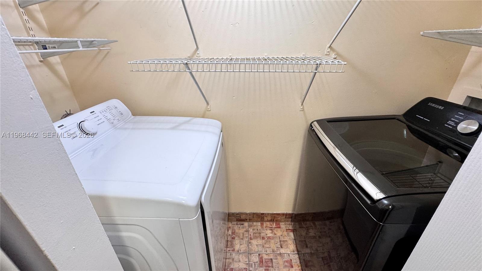 570 South Park Road, Unit 126 Hollywood, FL 33021 - Photo 35 of 54