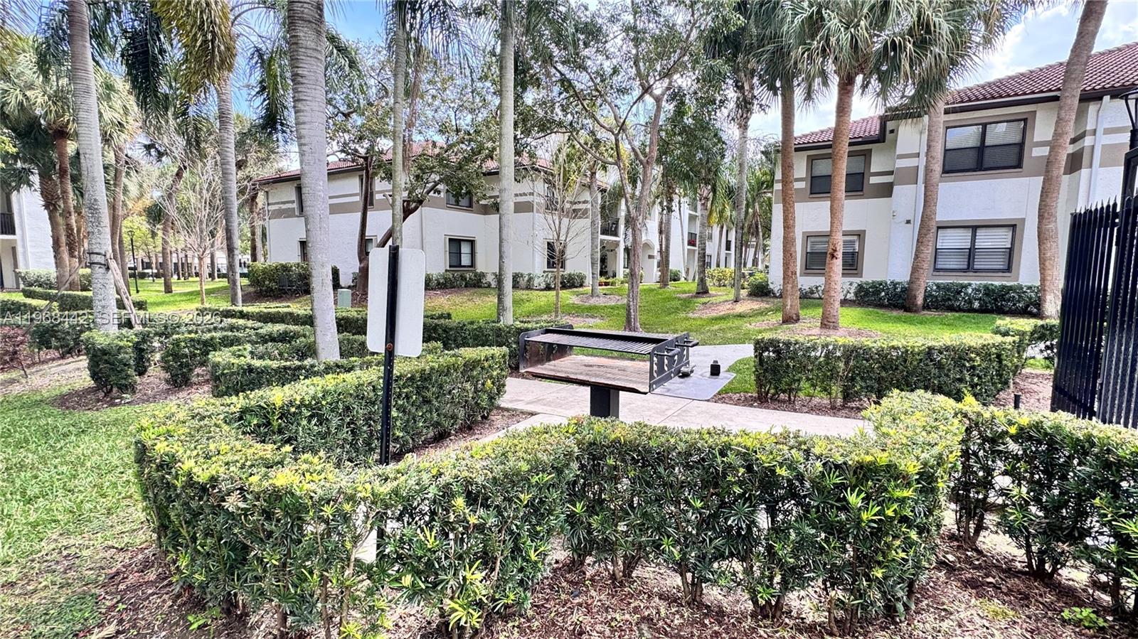 570 South Park Road, Unit 126 Hollywood, FL 33021 - Photo 52 of 54