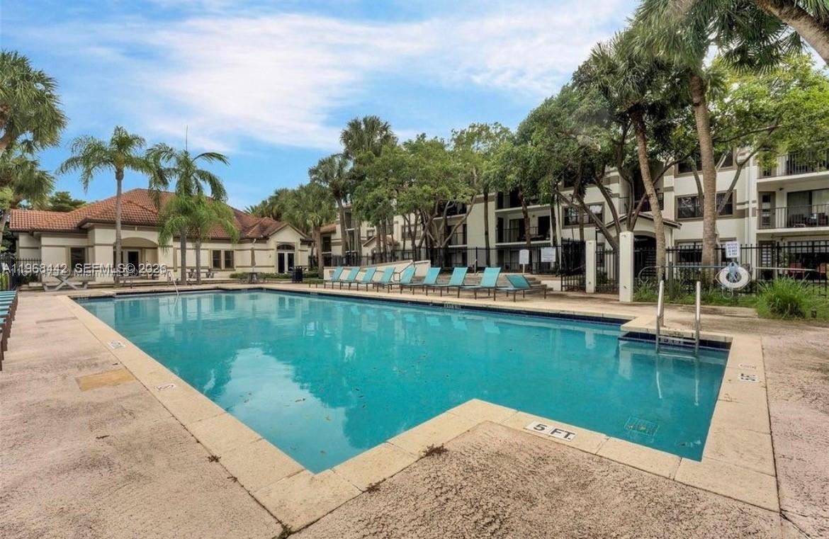 570 South Park Road, Unit 126 Hollywood, FL 33021 - Photo 10 of 54