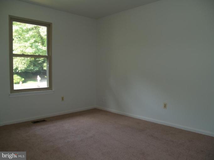 9325 Oak White Road Nottingham, MD 21236 - Photo 3 of 21 Bedroom #2