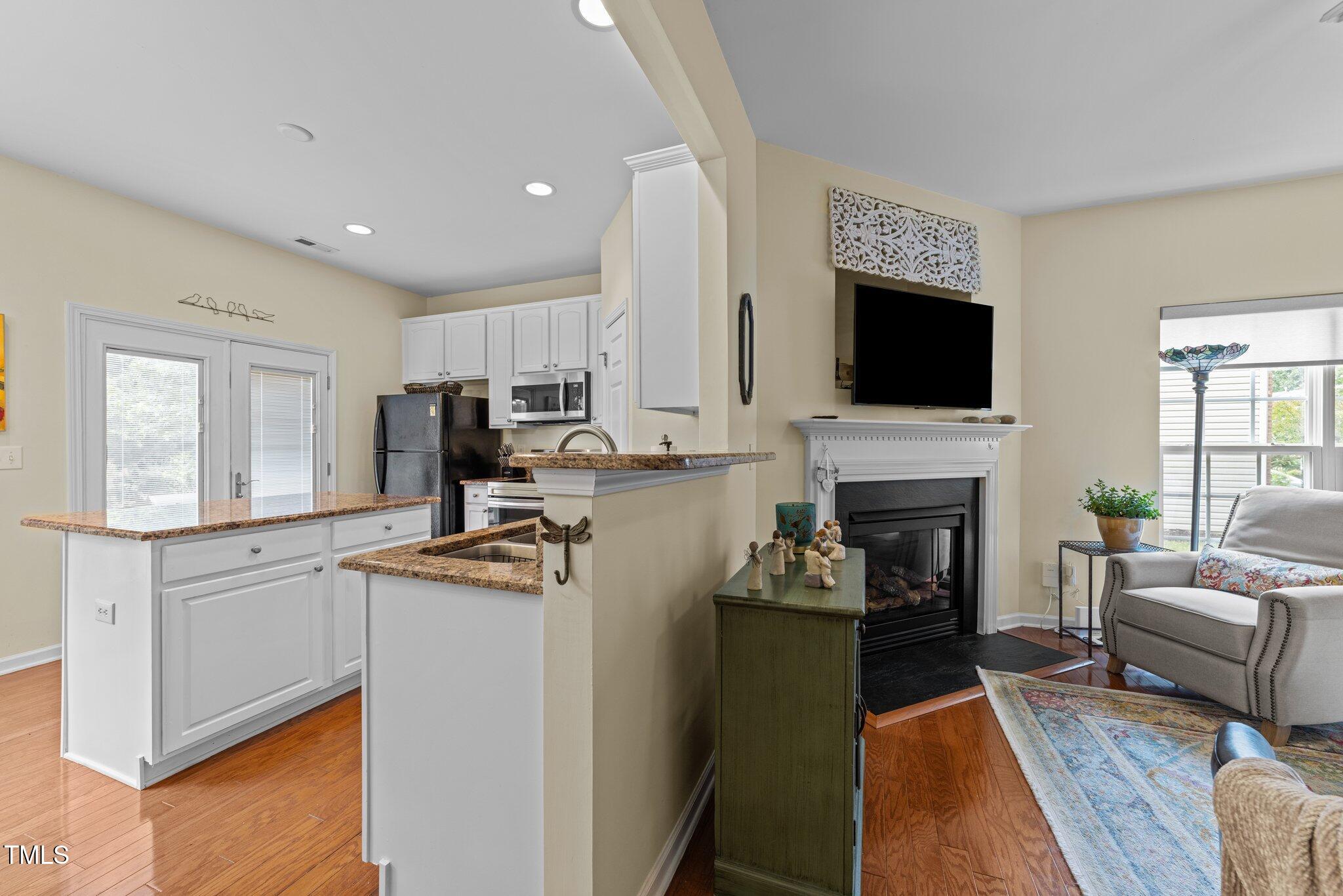 2950 Settle In Lane Raleigh, NC 27614 - Photo 13 of 32 9-web-or-mls-3D5A9365
