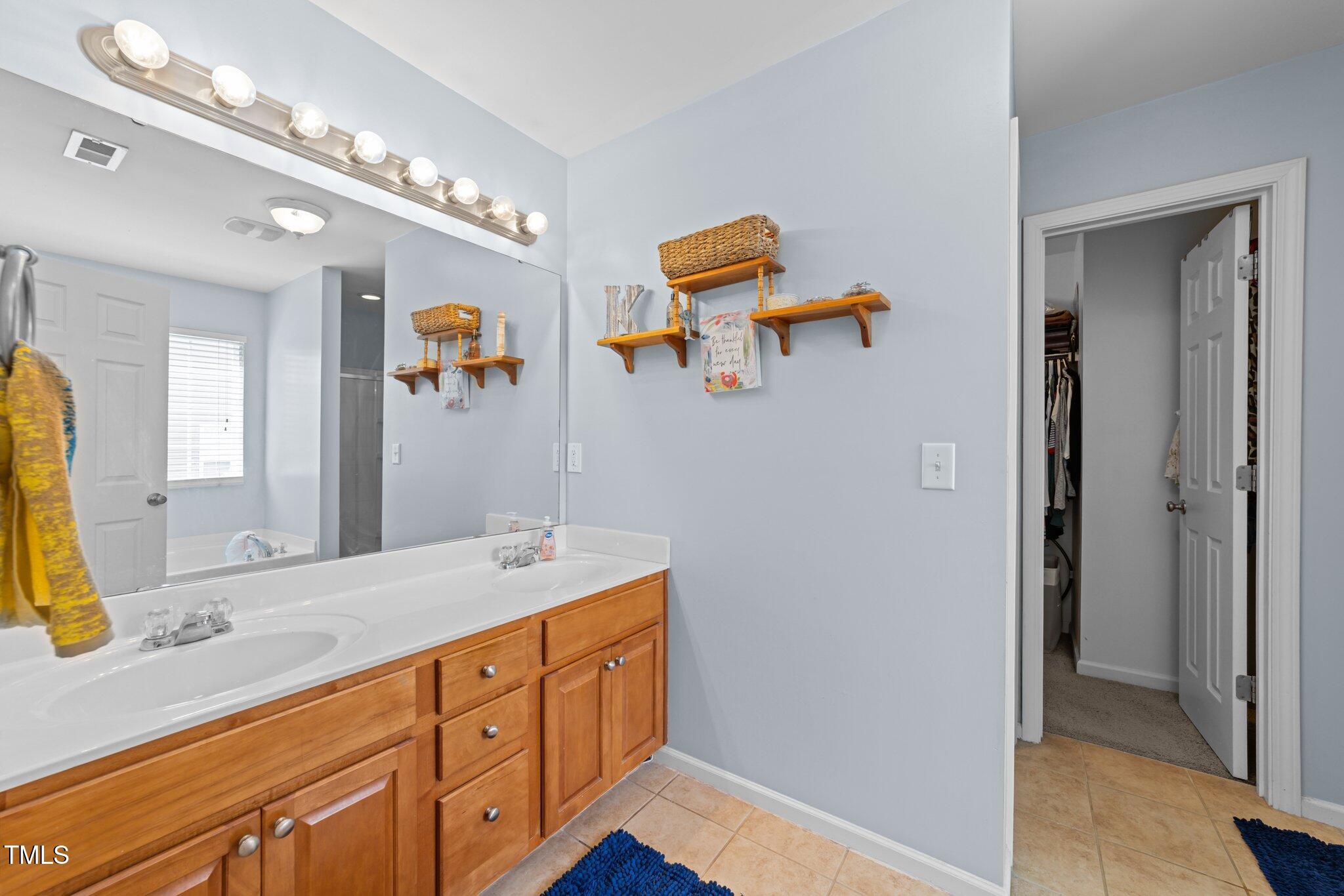 2950 Settle In Lane Raleigh, NC 27614 - Photo 19 of 32 18-web-or-mls-3D5A9392