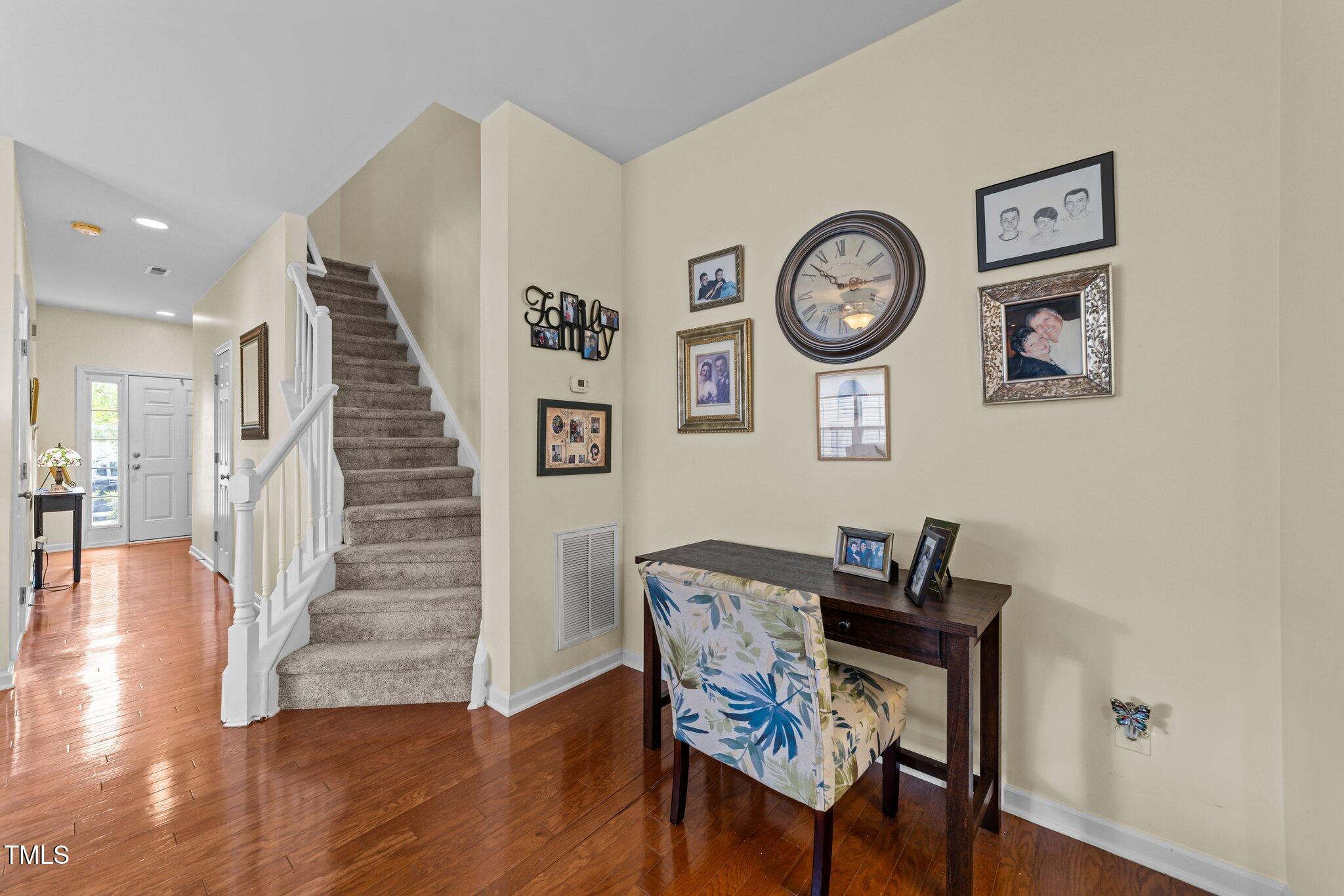 2950 Settle In Lane Raleigh, NC 27614 - Photo 7 of 32 7-web-or-mls-3D5A9359