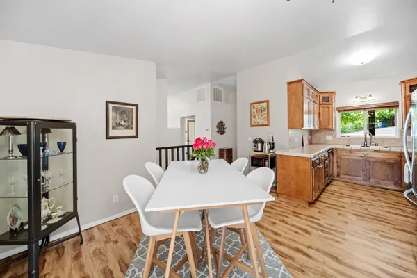 $399,900 | 303 Pearl Street, Redding, CA 96003