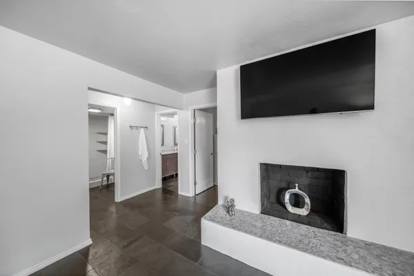 $399,900 | 303 Pearl Street, Redding, CA 96003