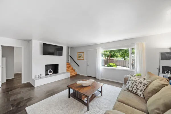 $399,900 | 303 Pearl Street, Redding, CA 96003