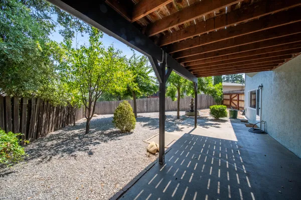 $399,900 | 303 Pearl Street, Redding, CA 96003