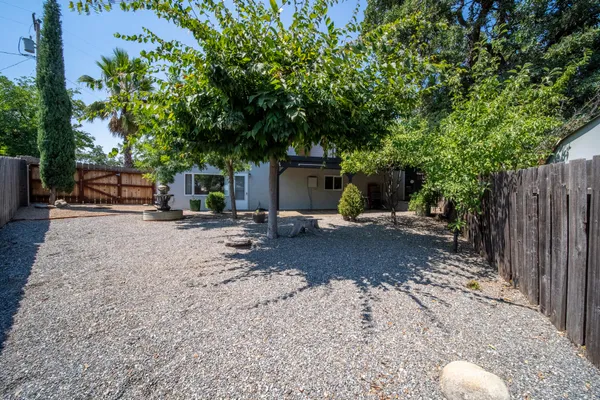 $399,900 | 303 Pearl Street, Redding, CA 96003