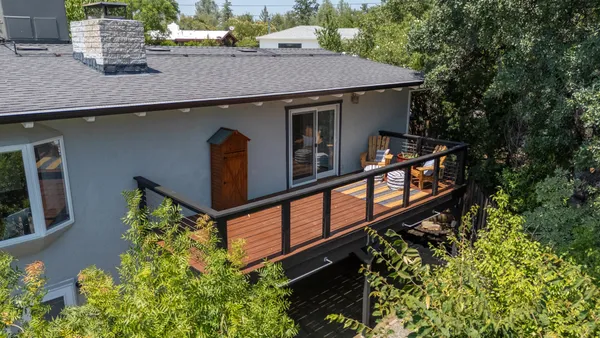 $399,900 | 303 Pearl Street, Redding, CA 96003