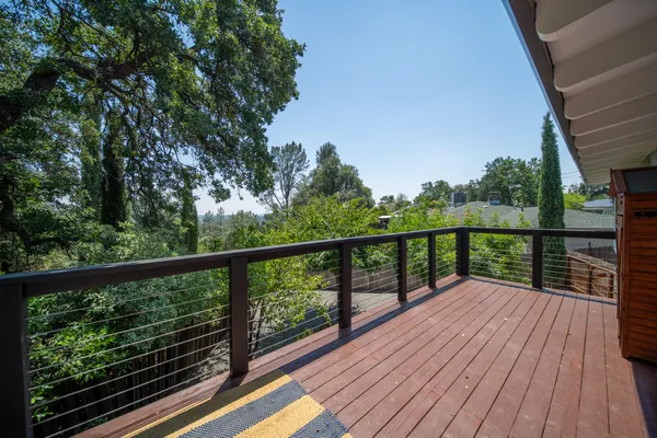 $399,900 | 303 Pearl Street, Redding, CA 96003