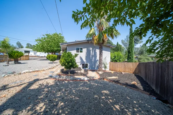 $399,900 | 303 Pearl Street, Redding, CA 96003