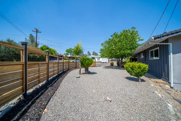 $399,900 | 303 Pearl Street, Redding, CA 96003