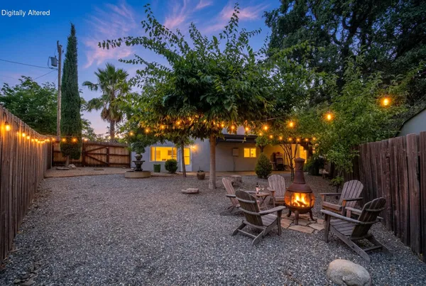 $399,900 | 303 Pearl Street, Redding, CA 96003