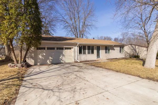 $385,000 | 112020 Faber Lane, Chaska, MN 55318