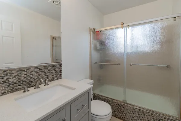 $374,900 | 112020 Faber Lane, Chaska, MN 55318