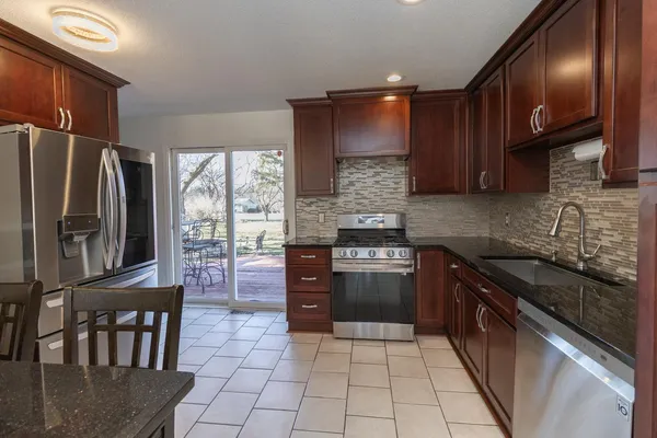 $374,900 | 112020 Faber Lane, Chaska, MN 55318