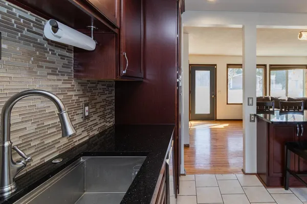 $374,900 | 112020 Faber Lane, Chaska, MN 55318