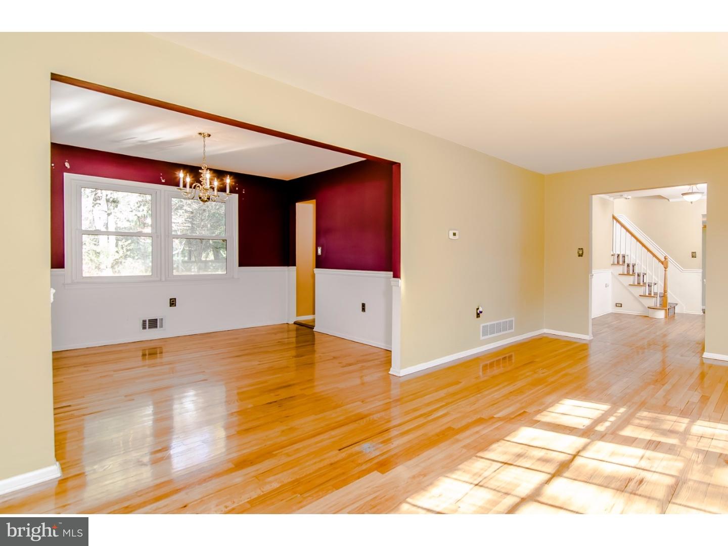 622 Dutch Neck Road Hightstown, NJ 08520 - Photo 7 of 25 Gallery Image 7