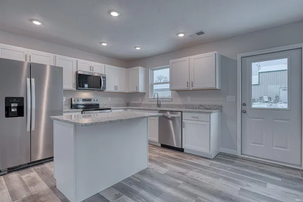 $339,950 | 13918 Persimmon Lane, Evansville, IN 47725