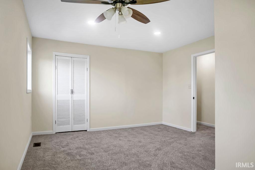 558 Pinewood Drive Bedford, IN 47421 - Photo 16 of 34