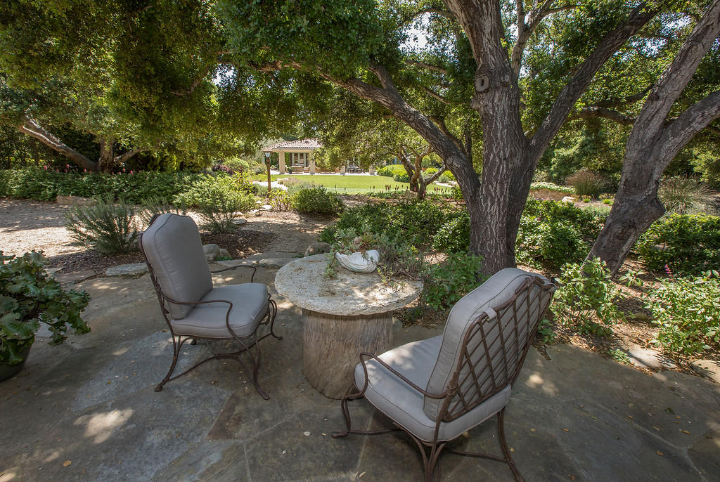 255 Penny Lane Santa Barbara, CA 93108 - Photo 25 of 31 Guest House Garden