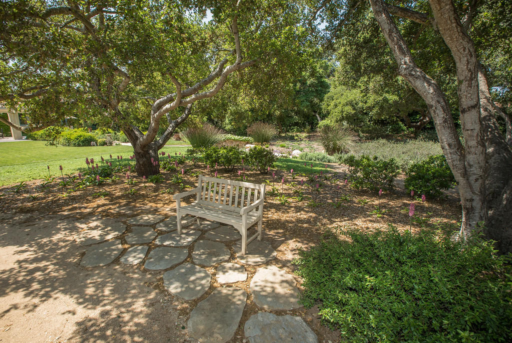 255 Penny Lane Santa Barbara, CA 93108 - Photo 27 of 31 Garden Bench