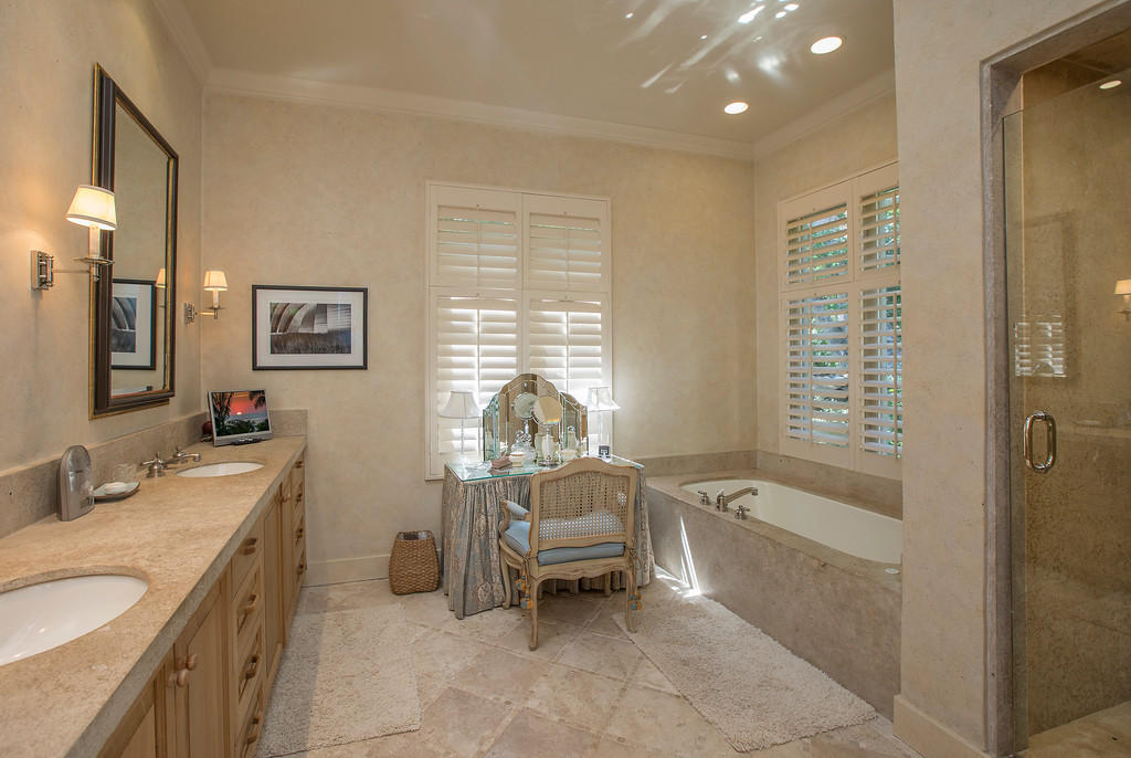 255 Penny Lane Santa Barbara, CA 93108 - Photo 10 of 31 Master Bath