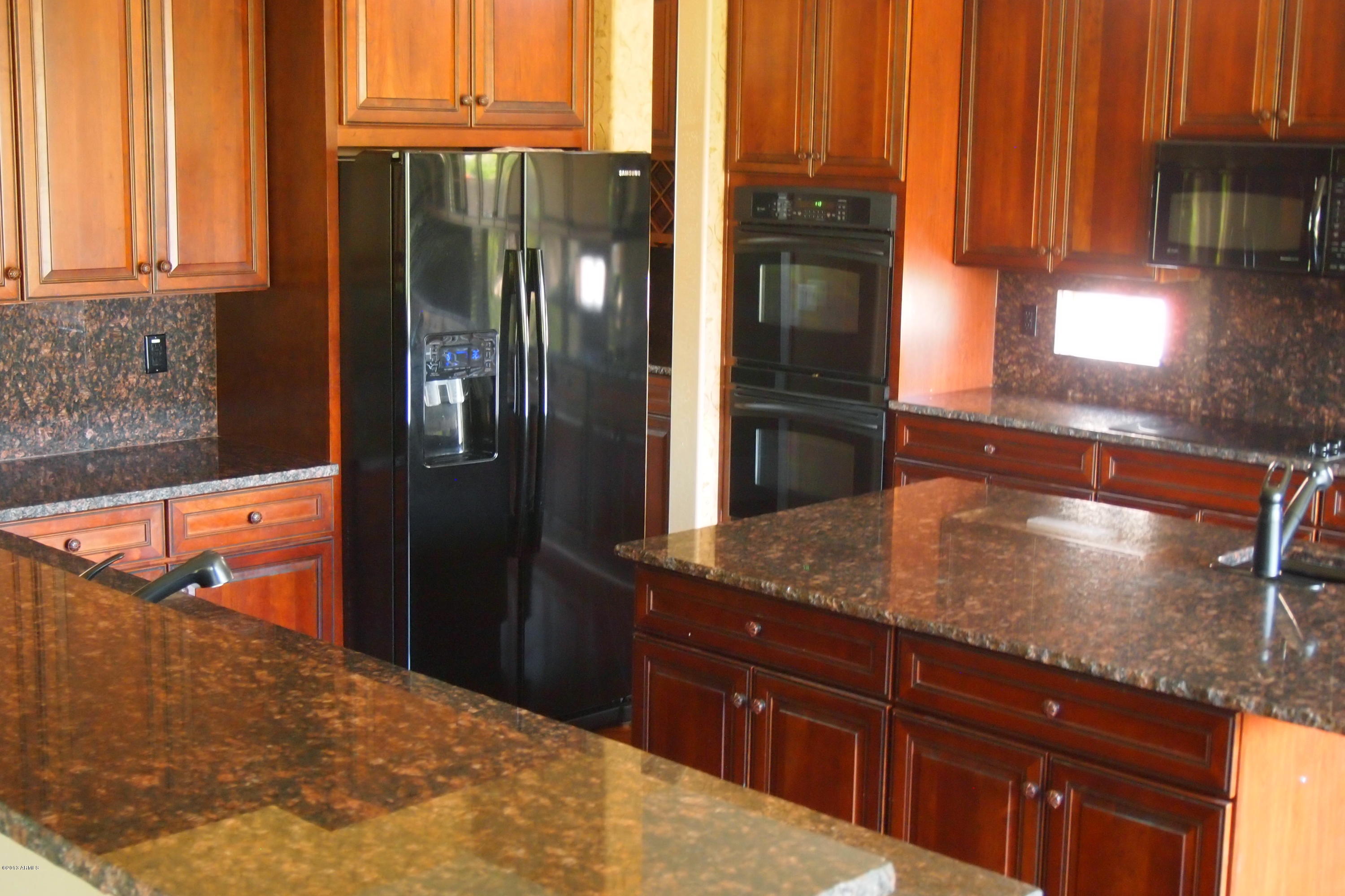2975 East Weather Vane Road Gilbert, AZ 85296 - Photo 13 of 52 P1013568