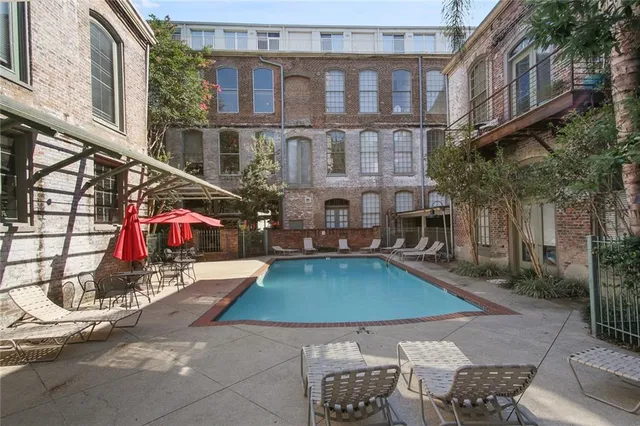 $2,800 | 920 Poeyfarre Street, Unit 320, New Orleans, LA 70130