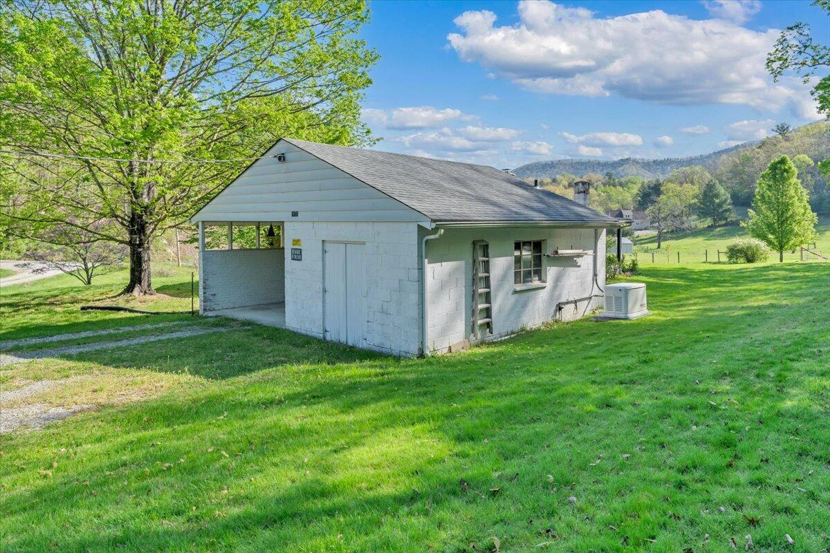 3870 Harborwood Road Salem, VA 24153 - Photo 35 of 53 35-MIB01284
