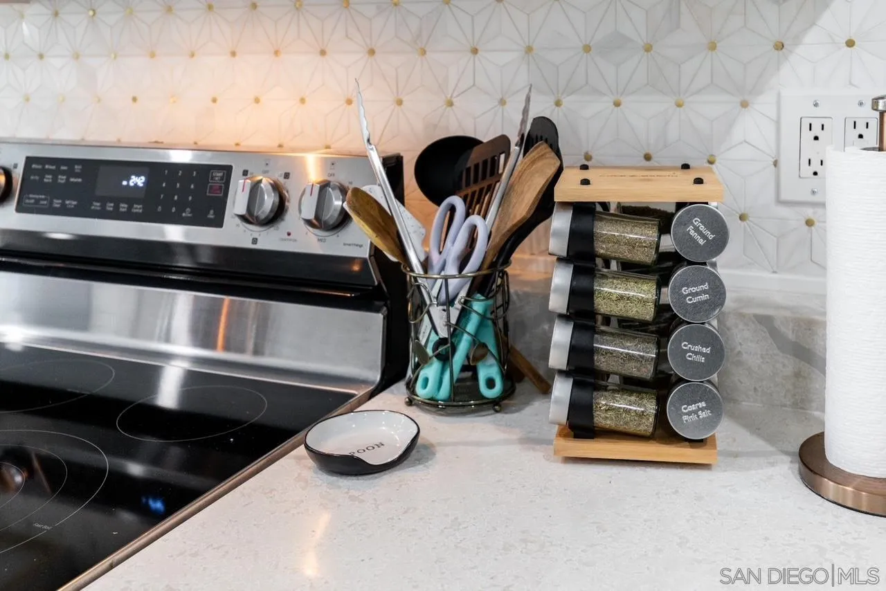 2003 Costa Del Mar Road, Unit 671 Carlsbad, CA 92009 - Photo 17 of 33