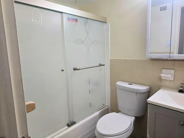 $1,500 | 3817 Ventnor Avenue, Unit 410, Atlantic City, NJ 08401