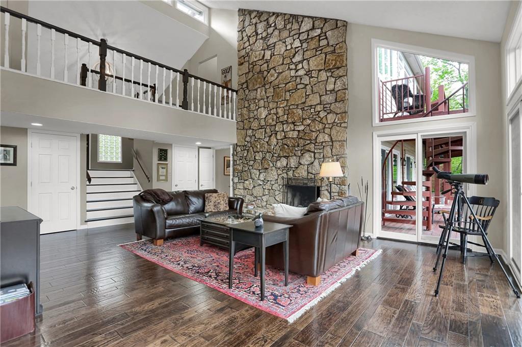 11039 Fall Creek Road Indianapolis, IN 46256 - Photo 16 of 55