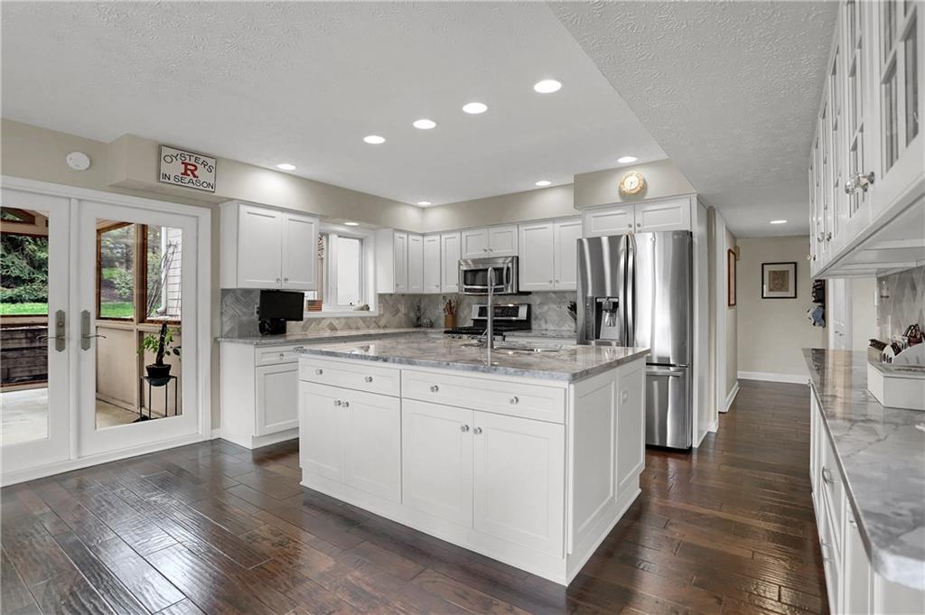 11039 Fall Creek Road Indianapolis, IN 46256 - Photo 21 of 55