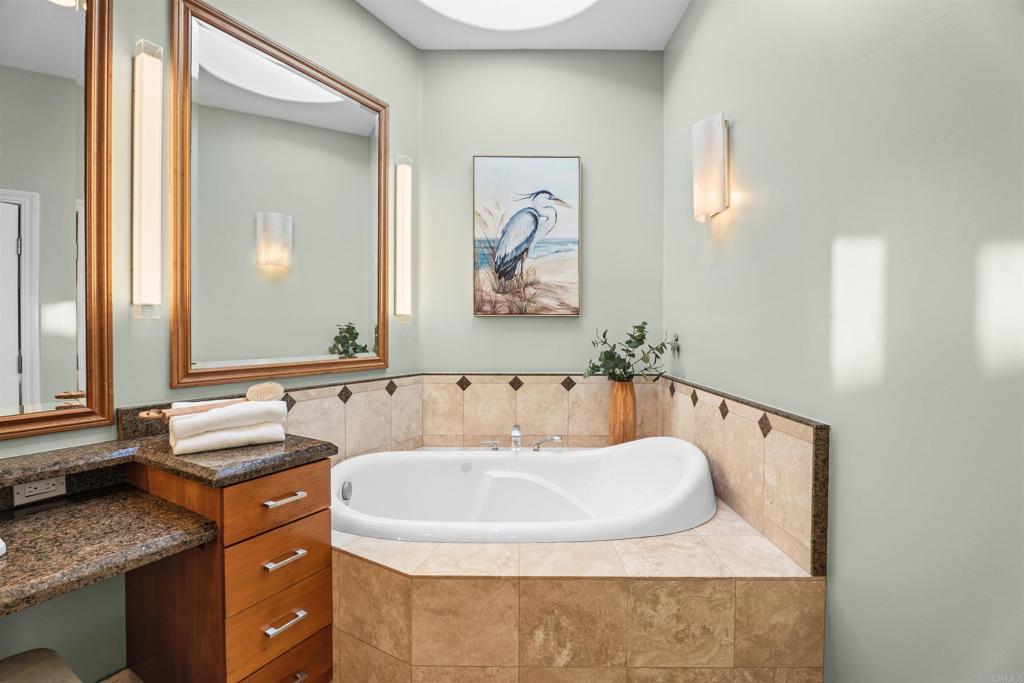 1477 Neptune Avenue Encinitas, CA 92024 - Photo 27 of 40