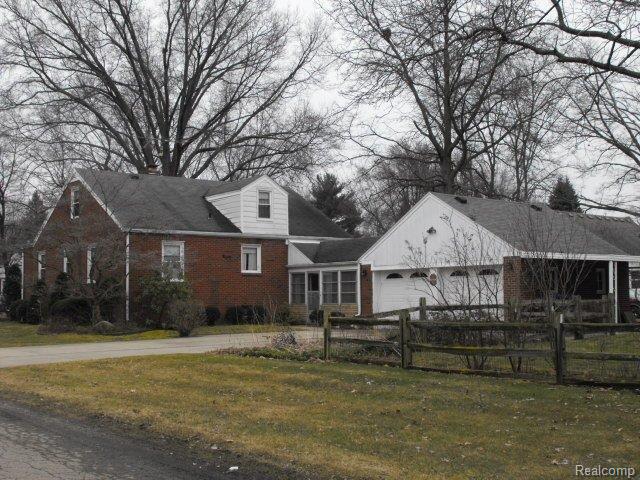 2139 Vivian Road Monroe, MI 48162 - Photo 4 of 4 2139 VIVIAN 003.jpg