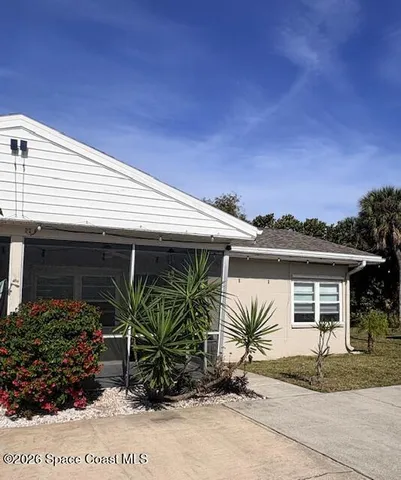 $1,750 | 325 South Brevard Avenue, Unit E, Cocoa Beach, FL 32931
