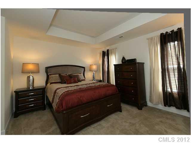 10810 Greenhead View Road Charlotte, NC 28262 - Photo 11 of 16 Gallery Image 11
