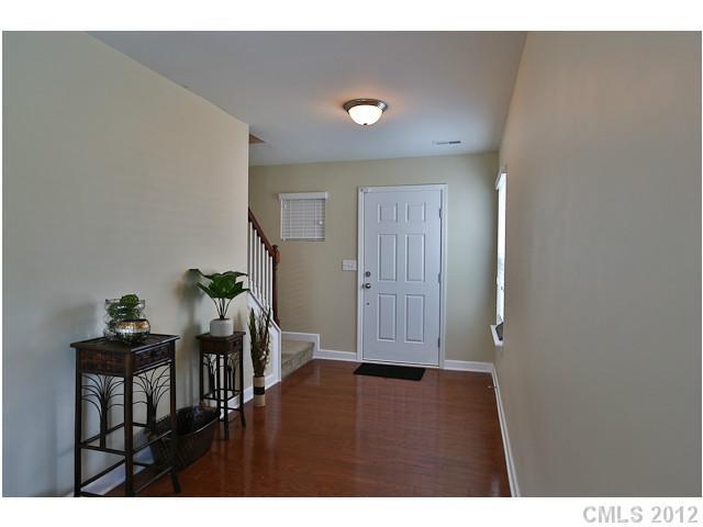 10810 Greenhead View Road Charlotte, NC 28262 - Photo 4 of 16 Gallery Image 4