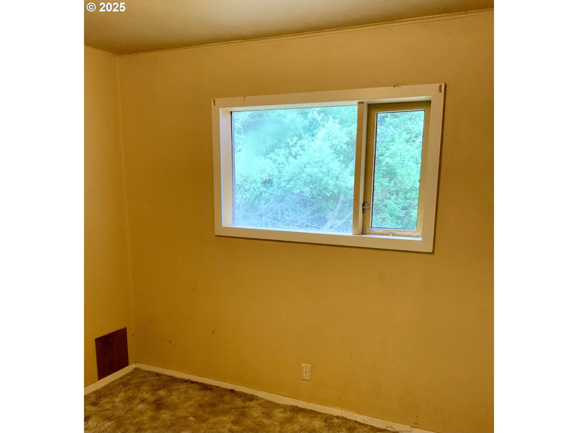 94280 Leith Road Gold Beach, OR 97444 - Photo 12 of 18 Bedroom